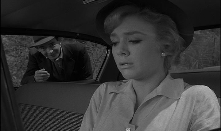 The Twilight Zone (1959) — s01e16 — The Hitch-Hiker