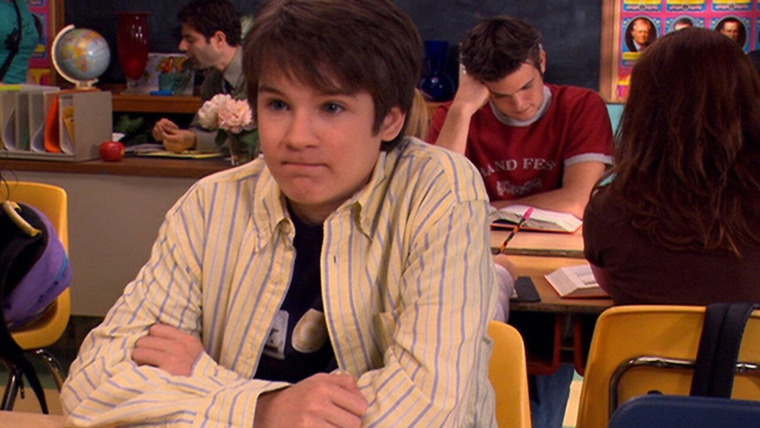 Ned's Declassified School Survival Guide — s03e16 — Guide to: Making New Friends & Positives & Negatives