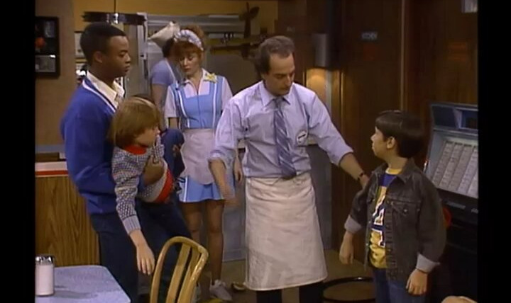 Diff'rent Strokes — s08e16 — Lifestyles of the Poor and Unknown
