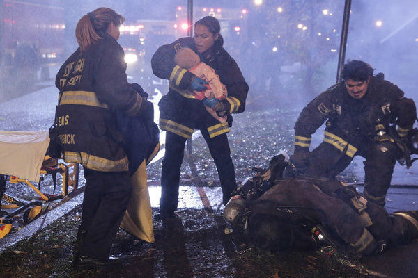 Chicago Fire — s02e10 — Not Like This