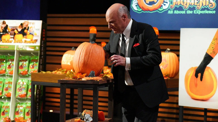 Shark Tank — s14e03 — Halloween Moments, Stakt, Mama O's, Create A Castle
