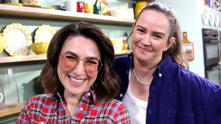 A Bite to Eat with Alice — s01e46 — Zoe Coombs Marr