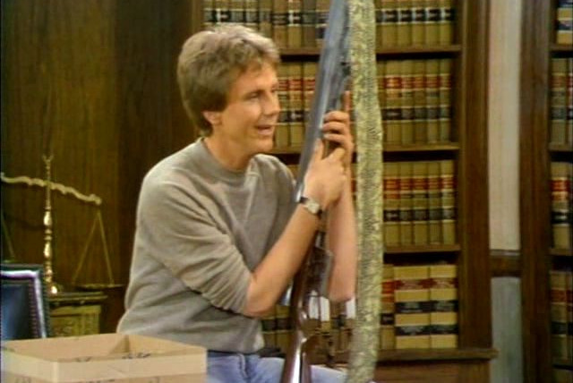 Night Court — s01e01 — All You Need is Love