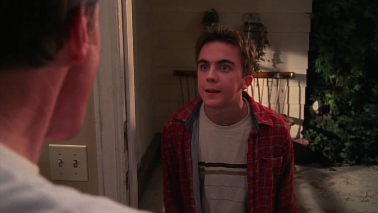 Malcolm in the Middle — s04e12 — Kicked Out
