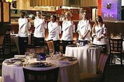 Hell's Kitchen — s03e01 — 12 Chefs Compete
