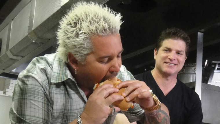Diners, Drive-Ins and Dives — s2013e18 — Timeless Traditions