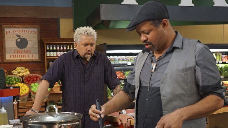 Guy's Grocery Games — s17e04 — Cheesiest