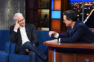 The Late Show with Stephen Colbert — s2021e83 — Anderson Cooper, Sleater-Kinney
