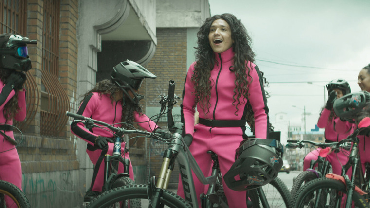 Romina Poderosa — s01e11 — Calidoso empieza a considerar que se está volviendo loco