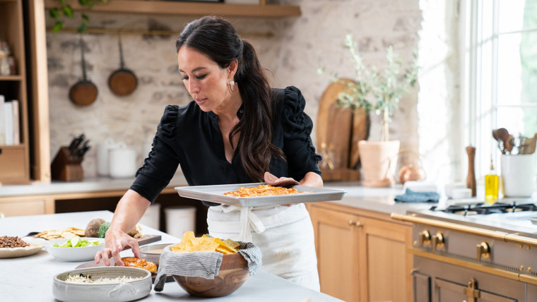 Magnolia Table with Joanna Gaines — s01e05 — Tried-and-true Appetizers