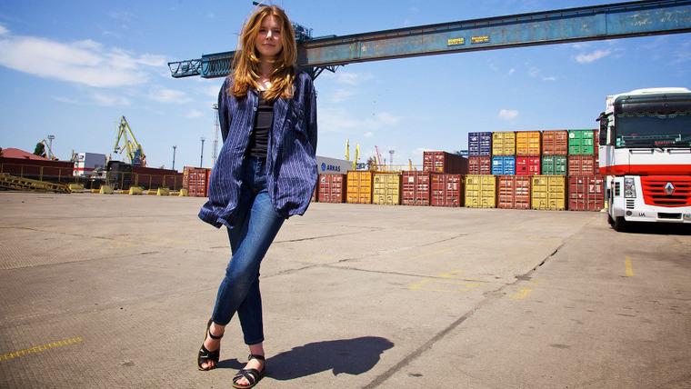 Stacey Dooley — s04e03 — Europe's Dirty Drugs Secret
