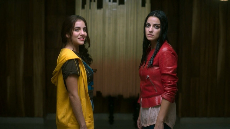 Игры ключей — s02e02 — Con ustedes… ¡Astrid y Gloria!