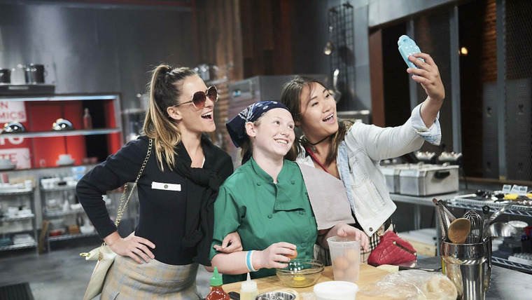 Cutthroat Kitchen — s15 special-5 — Fast Times at Cutthroat High