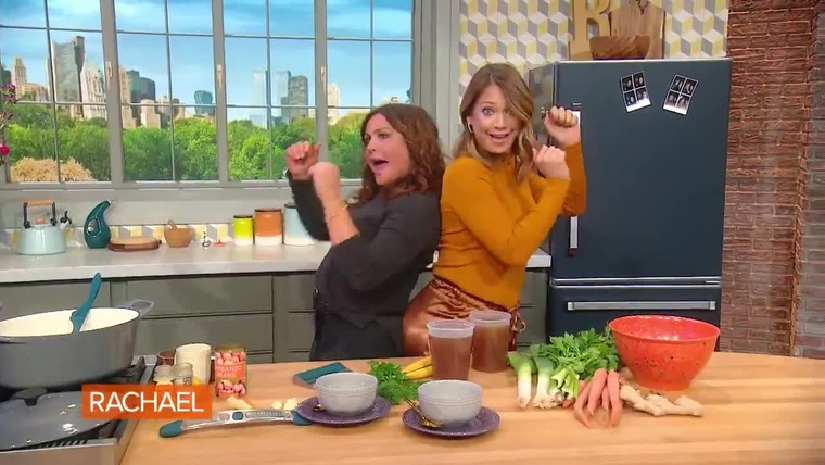 Rachael Ray — s14e43 — We're Cooking Up a Storm with Ginger Zee Today