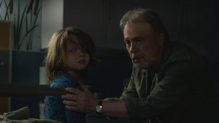 Прошлое — s01e01 — The Imposter