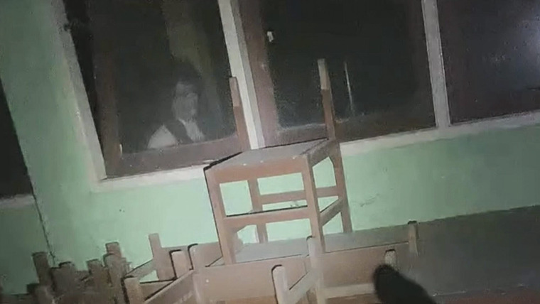 Paranormal Caught on Camera — s06e07 — Ghost Girl in Chicago Bar and More