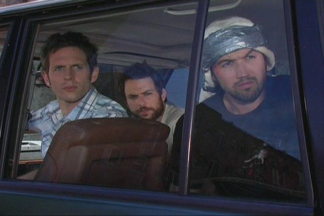 It's Always Sunny in Philadelphia — s04e02 — The Gang Solves the Gas Crisis