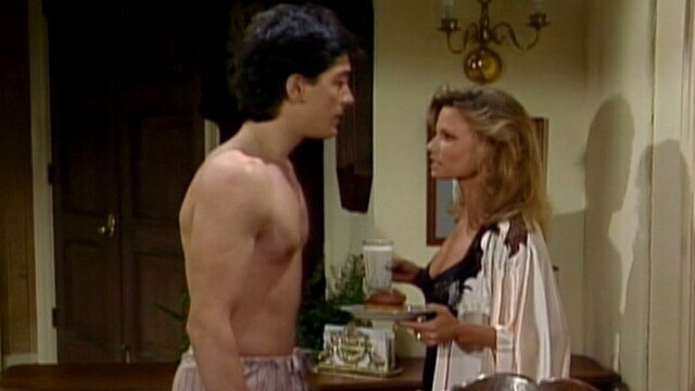 Charles in Charge — s02e26 — The Undergraduate