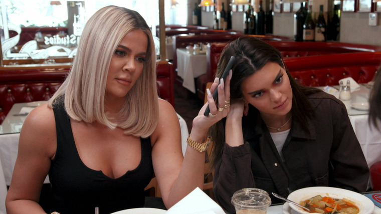 Keeping Up with the Kardashians — s18e03 — Date My Daughter