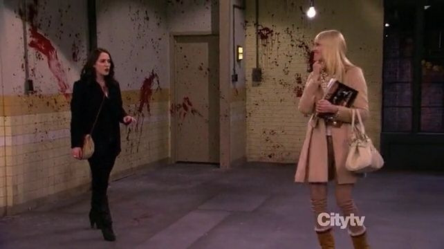 Две девицы на мели — s02e08 — And the Egg Special