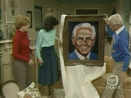 Слишком тесно — s03e20 — A Portrait of Henry