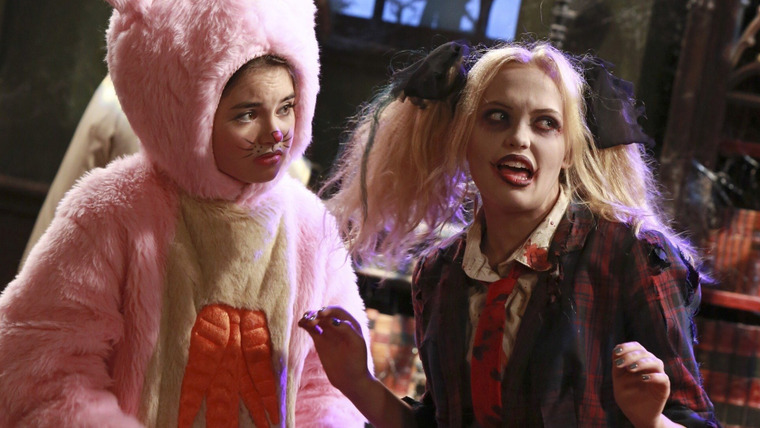 Best Friends Whenever — s01e09 — Cyd and Shelby's Haunted Escape