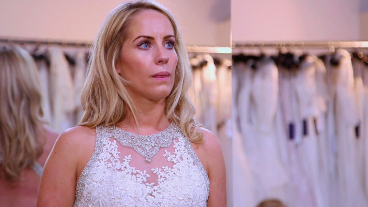 Say Yes to the Dress UK — s01e34 — A Dress with Drama
