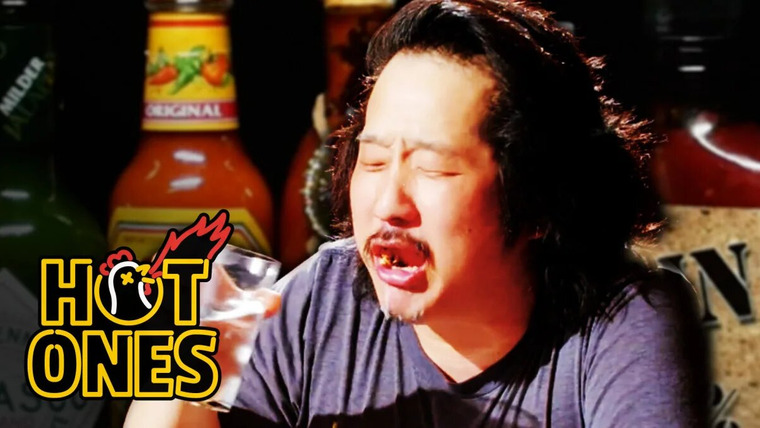 Hot Ones — s02e32 — Bobby Lee Has an Accident Eating Spicy Wings