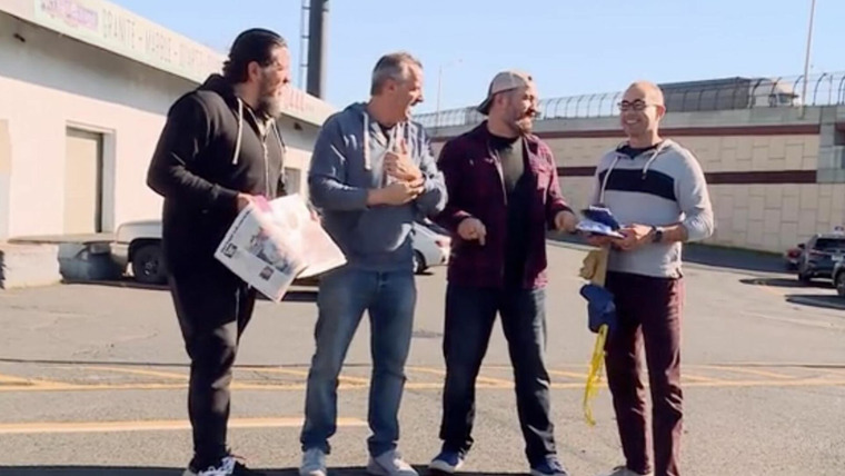 Impractical Jokers — s09e07 — Pity in Pink