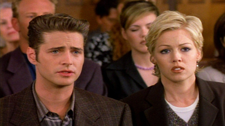 Beverly Hills, 90210 — s06e13 — Courting