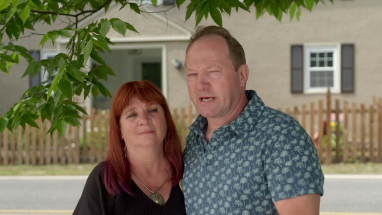 Rachael Ray's Rebuild — s01e03 — Mold Takes Hold