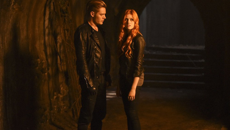 Shadowhunters: The Mortal Instruments — s01e02 — The Descent Into Hell Isn't Easy