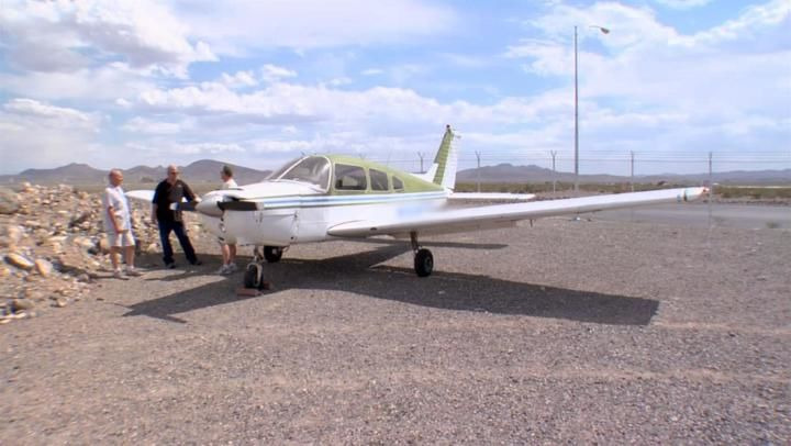 Звёзды ломбарда — s01e12 — Plane Crazy