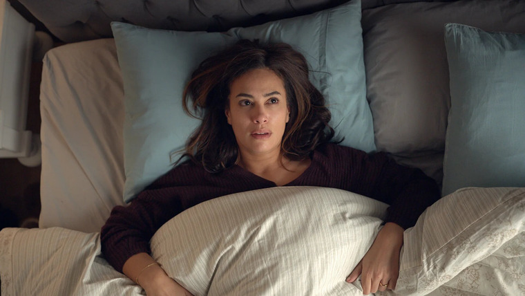 В поисках Олы — s01e01 — Take Me Back