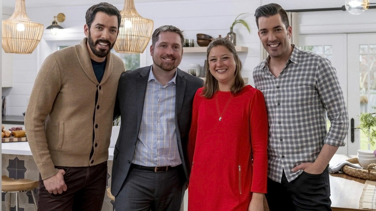 Property Brothers: Forever Home — s03e11 — With Neighbors This Good
