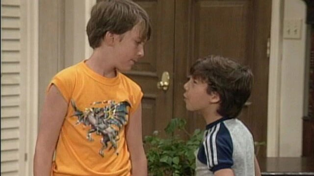 Charles in Charge — s01e04 — War