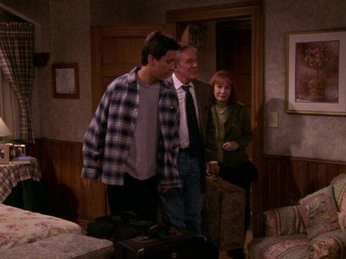 Everybody Loves Raymond — s05e09 — Fighting In-Laws