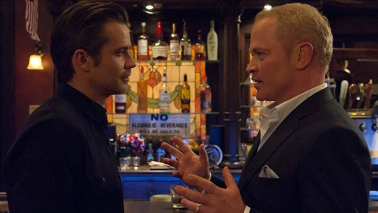 Justified — s03e10 — Guy Walks Into a Bar