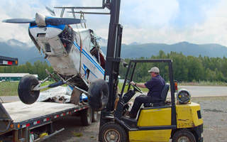 Alaska Aircrash Investigations — s01e05 — Lost Over the Inlet
