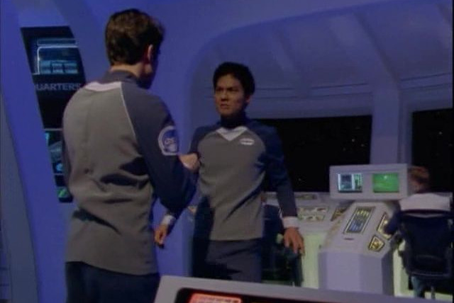 Power Rangers — s07e04 — Rookie in Red