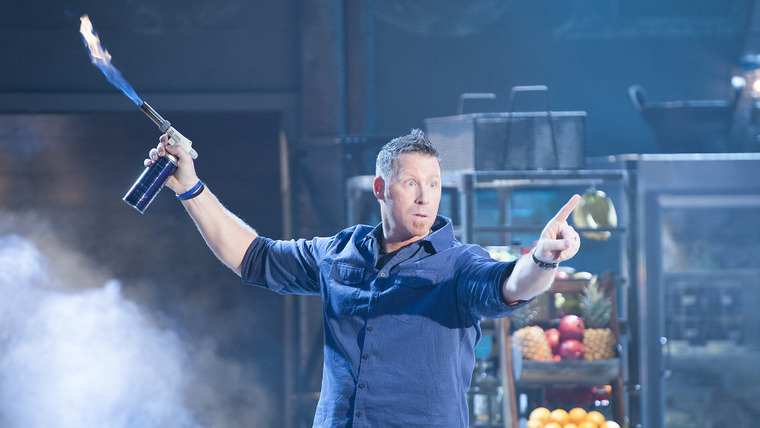 Beat Bobby Flay — s2016e31 — Who's Got This in the Bag?