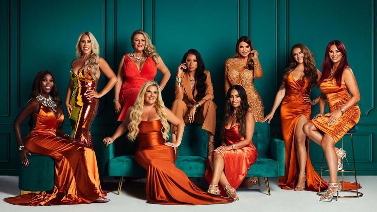 The Real Housewives of Cheshire — s14e02 — Tell Tales of the Unexpected