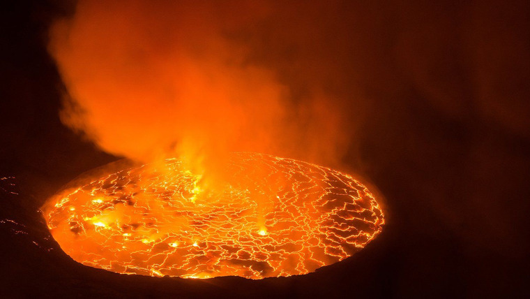 Новая звезда — s45e10 — Volatile Earth: Volcano on Fire