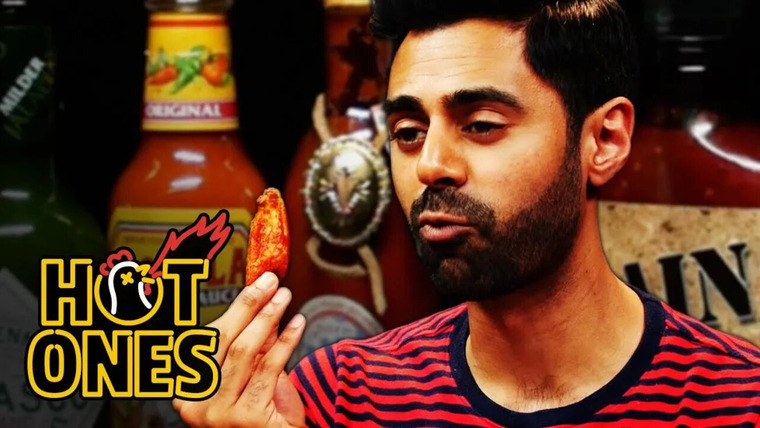 Hot Ones — s02e29 — Hasan Minhaj Has an Out-of-Body Experience Eating Spicy Wings