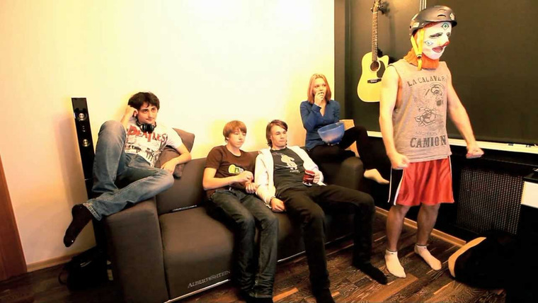Utopia Live / Utopia Family — s2013e01 — HARLEM SHAKE PARTY HARD