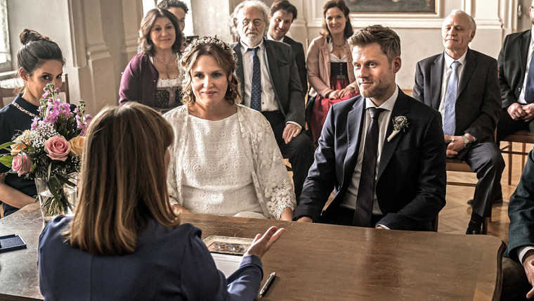 Lena Lorenz — s06e01 — Außergewöhnlich einzigartig