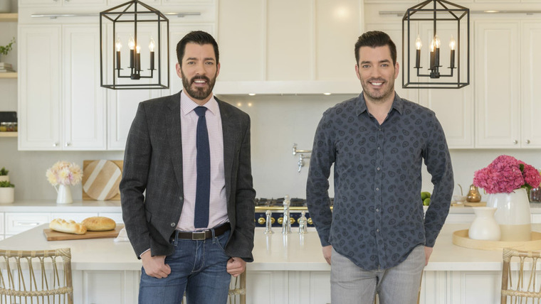 Property Brothers — s2019e18 — Tear Downs and I Dos