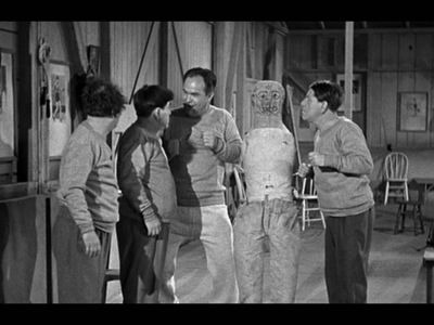 The Three Stooges — s22e01 — Fling in the Ring