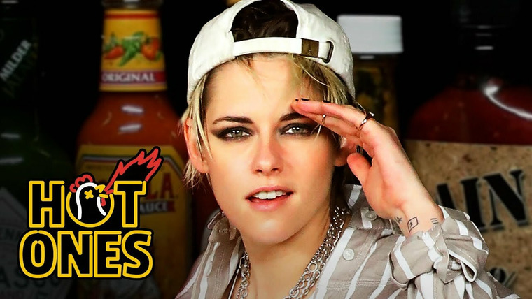 Hot Ones — s10e09 — Kristen Stewart Brings the Angels to Eat Spicy Wings