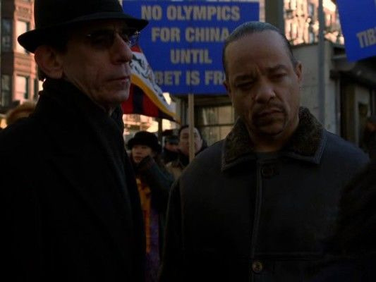 Law & Order: Special Victims Unit — s04e16 — Tortured